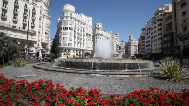 Fuente en la ciudad de Valencia — Vídeos de Stock