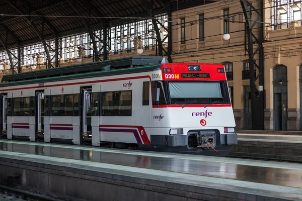 รถไฟผู้โดยสารสเปน — ภาพถ่ายสต็อก