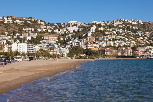 Ville méditerranéenne Roses, Espagne — Photo