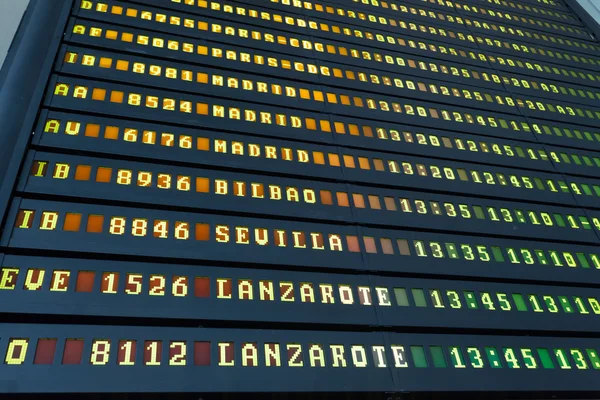 Horário do aeroporto na Espanha — Fotografia de Stock