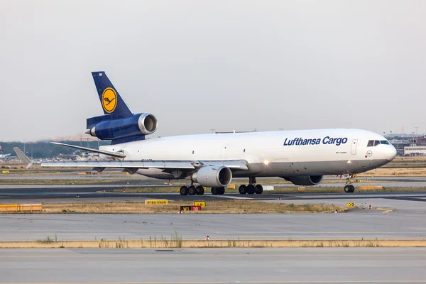 McDonnell Douglas MD-11 Freighter of the Lufthansa Cargo — Stock Fotó