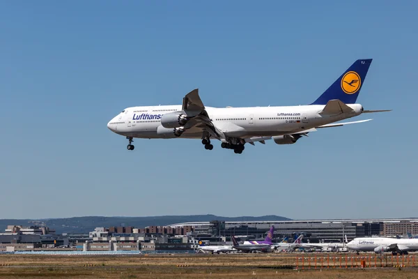 汉莎航空公司波音747-400 — 图库照片