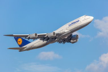 Lufthansa Boeing 747-8 clipart