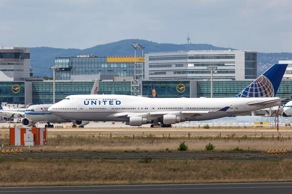 United Airlines Boeing 747-422 — Stock Photo, Image