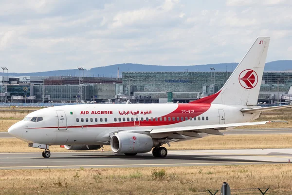 Air Algerie Boeing 737 Next Gen in Frankfurt Main — Stok fotoğraf