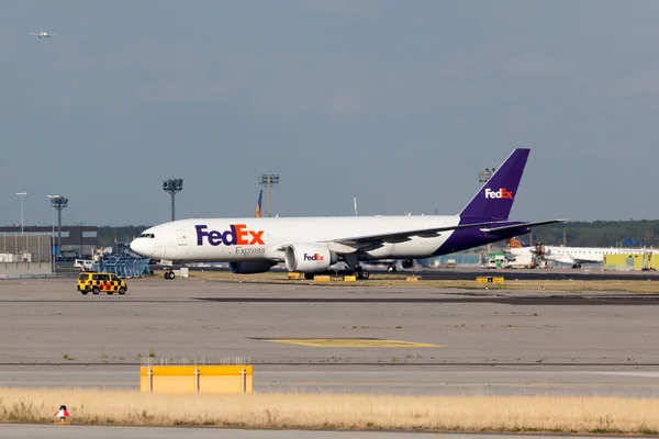 FedEx Express Aeronaves em Frankfurt Main — Fotografia de Stock