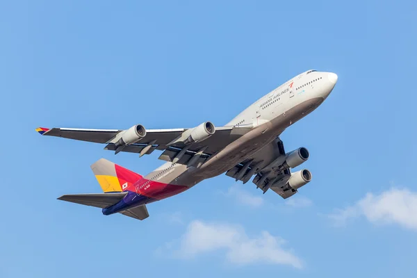 Asiana Airlines Boeing 747-400 — Stock Photo, Image