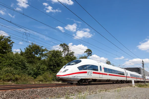 Gelo de trem alemão de alta velocidade — Fotografia de Stock
