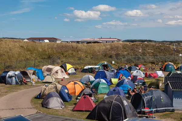 Tent camping in Holland — Stockfoto