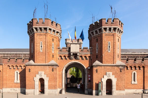 Le Petit Chateau - centro rifugiati a Bruxelles, Belgio — Foto Stock