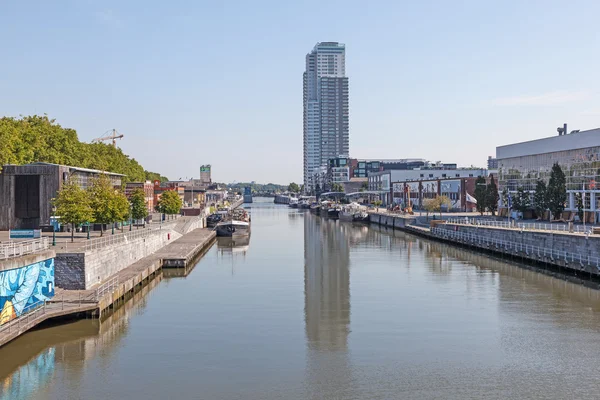 Vista de Bruselas - Canal de Charleroi, Bélgica —  Fotos de Stock