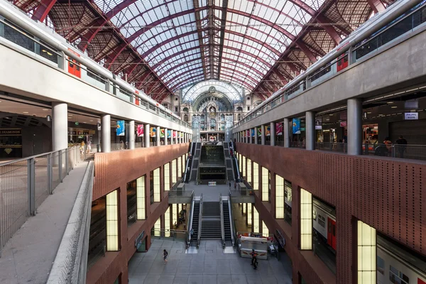 Antwerp Main Railway Station — Stock Photo, Image