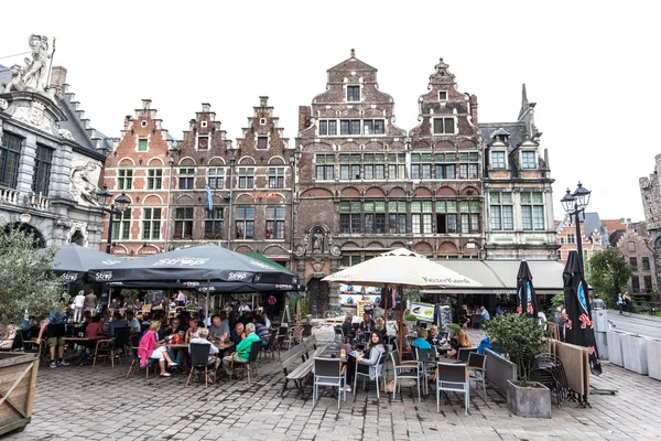 Side walk cafe in Ghent, Belgium — ストック写真