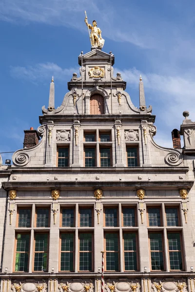 Stary budynek w Antwerpii, Belgia — Zdjęcie stockowe