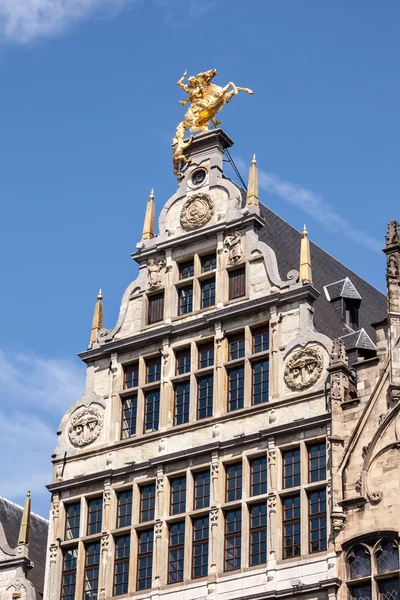 Historic building in Antwerp, Belgium — 图库照片