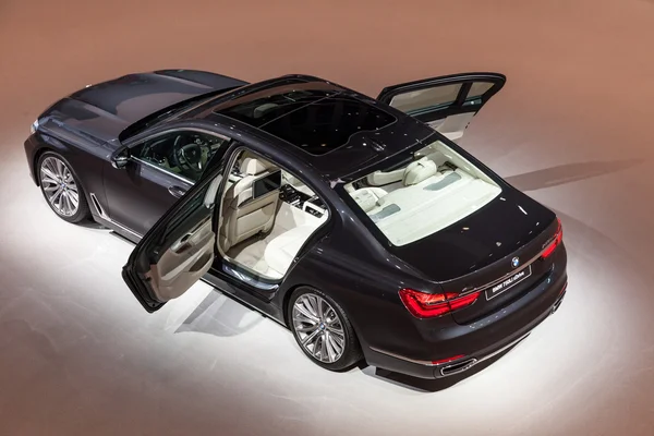 New luxury BMW 7 series saloon at the IAA 2015 — Stok fotoğraf