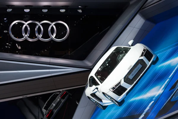 Audi R8 V10 Plus en el IAA 2015 — Foto de Stock