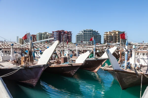 Dhow harbor in Manama, Bahrain — Stok fotoğraf