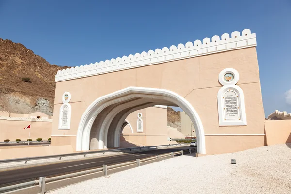 Ворота в Муттрах, Оман — стоковое фото