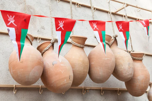Vasi in terracotta in vendita a Nizwa, Oman — Foto Stock