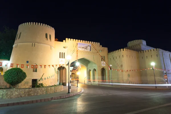 Puerta al casco antiguo de Nizwa, Omán —  Fotos de Stock