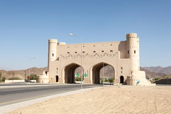 Puerta a la ciudad de Bahla, Omán — Foto de Stock