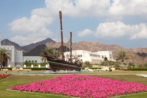 Sohar båt i Muscat, sultanatet Oman — Stockfoto