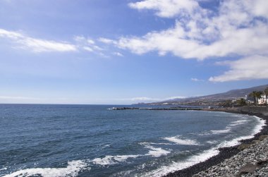 Atlantik Okyanusu 'ndaki Tenerife adasının manzarası