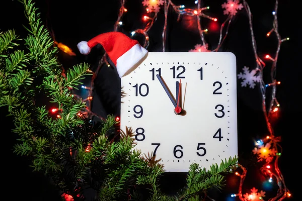 Clock Branches New Year Fir Black Background Second Hand Moves — Stock Photo, Image