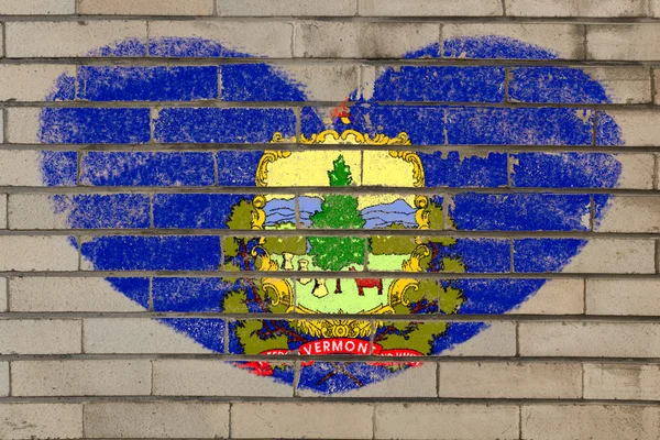 Καρδιά σχήμα σημαία του Βερμόντ στον τοίχο από τούβλα — Φωτογραφία Αρχείου