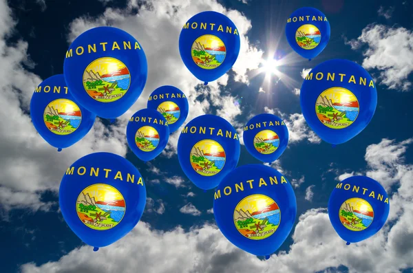 Muchos globos con bandera de montana en el cielo —  Fotos de Stock