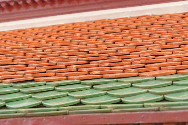 Tejas Del Templo Budista Tailandés Patrón Textura Cubierta Del Edificio — Foto de Stock