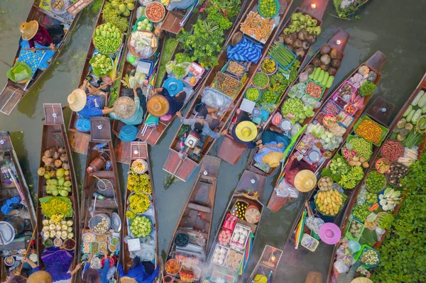 Damnoen Saduak Floating Market Eller Amphawa Lokalbefolkningen Säljer Frukt Traditionell — Stockfoto