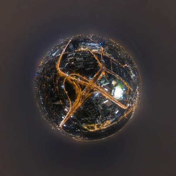 Mała Planeta 360 Stopni Panorama Lotu Ptaka Samochodów Jadących Skrzyżowaniach — Zdjęcie stockowe