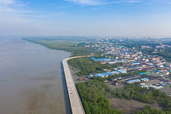 泰国成布里天际线 Sri Racha区Chon Mak Tee桥海景 亚洲的城市 建筑景观背景 — 图库照片