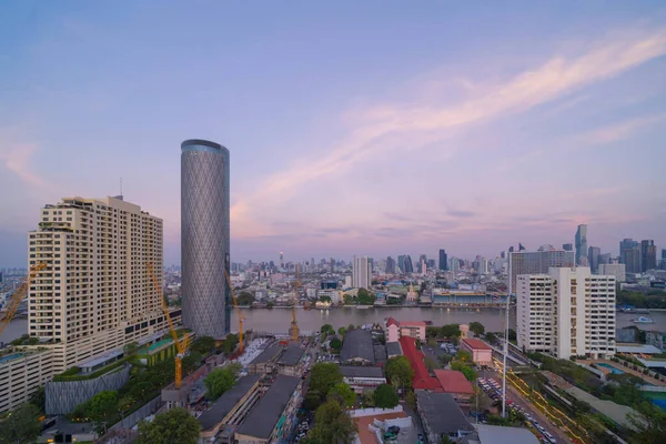 Vista Aérea Del Centro Bangkok Skyline Con Río Chao Phraya — Foto de Stock