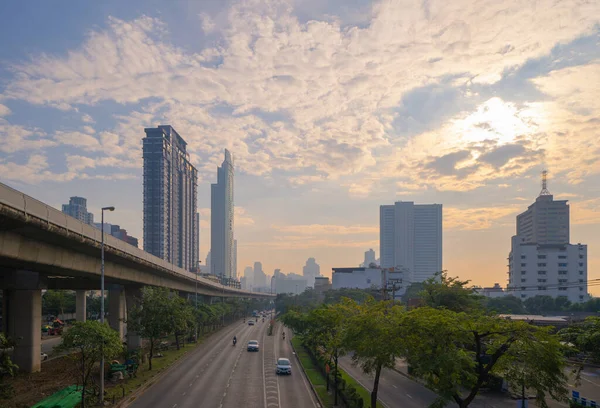 Bangkok Downtown Skyline Road Street Thailand Financial District Business Centers — Stock Photo, Image