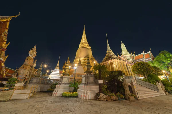 Pagoda Dorada Templo Del Buda Esmeralda Bangkok Tailandia Wat Phra — Foto de Stock