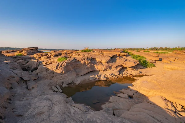 Sam Phan Bok Ubon Ratchathani Thailand Droge Rotsrif Mekong Rivier — Stockfoto