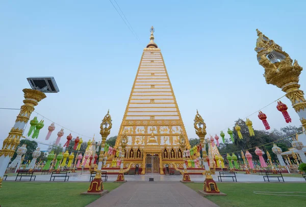 Slang Standbeeld Sculptuur Van Chedi Stupa Pagode Boeddhisme Wat Phra — Stockfoto