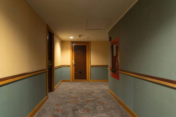 Empty Condo Hotel Apartment Corridor Hall Way Condominium Building Modern — Stock Photo, Image
