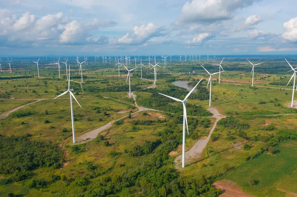 Luftaufnahme Von Windkraftanlagen Oder Windmühlen Industriegebiet Energie Nachhaltige Grüne Saubere — Stockfoto