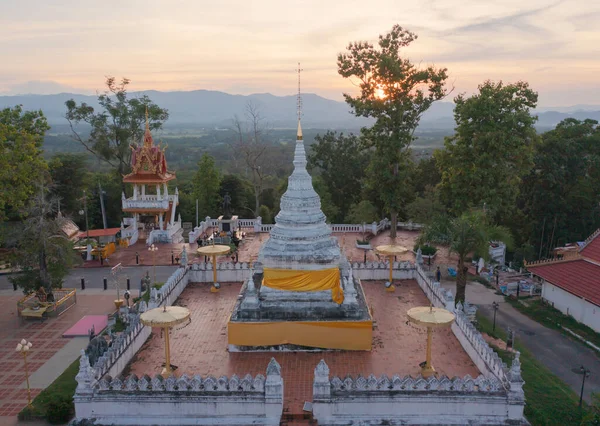 Luchtfoto Van Gouden Boeddha Pagode Stupa Wat Phrathat Khao Noi — Stockfoto