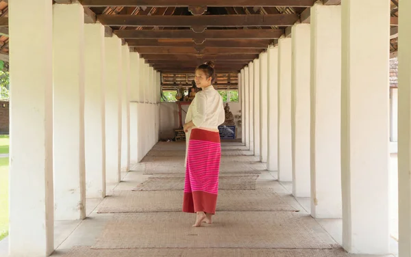 Retrato Sorridente Menina Shan Asiática Tai Yai Povo Norte Tailândia — Fotografia de Stock