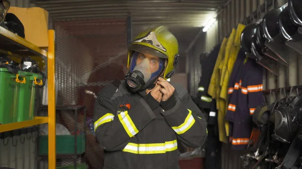 Caucasian Firefighter Fireman Uniform Mask Wearing Safety Helmet Protection Gear — 스톡 사진