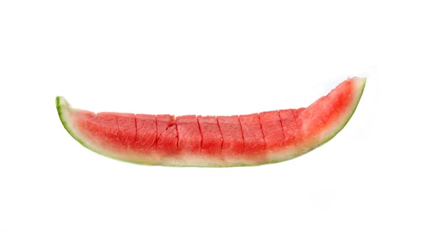 新鲜西瓜片分成两半 在白色背景下隔绝的果实 — 图库照片