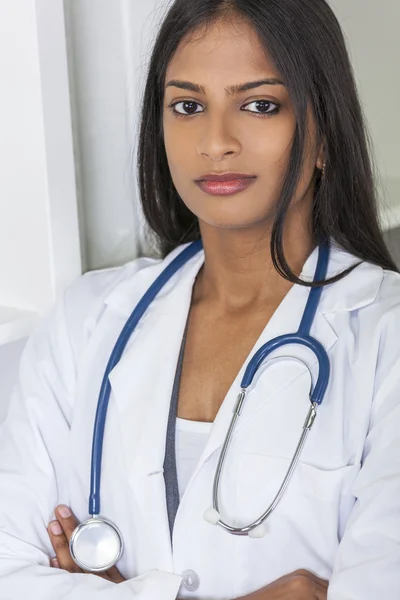 Asian Indian Female Woman Hospital Doctor — Stock Photo, Image