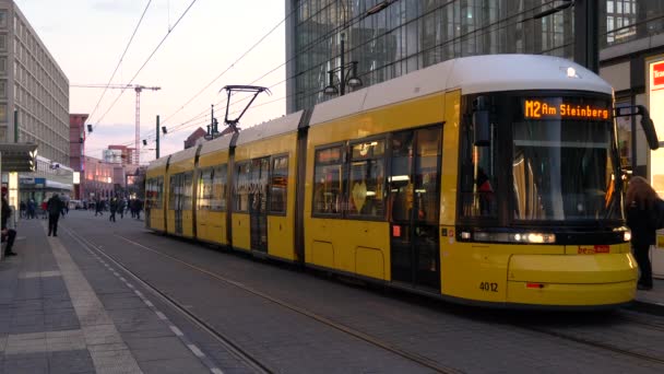Trams Passengers Alexanderplatz Tram Train Station Berlin Germany February 2018 — Stock Video