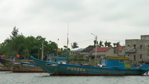 Local Fishing Boats Thu Bon River Hoi Vietnam April 2018 — Stock Video