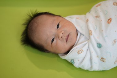 Bebeği şirin Asyalı Çinli bebek